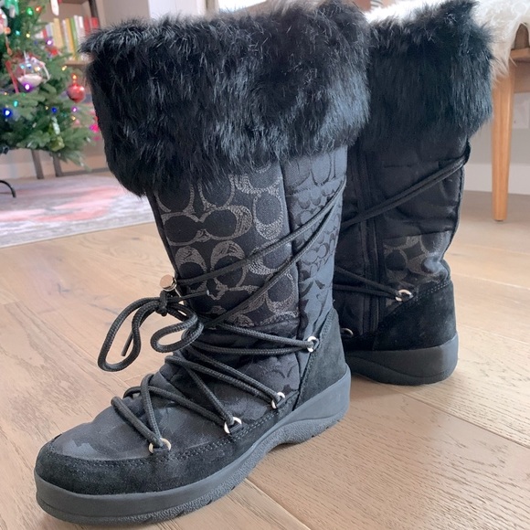 *Vintage* Coach Womens Black Winter Snow Boots with Patchwork Print, Fur, Suede - Picture 3 of 13